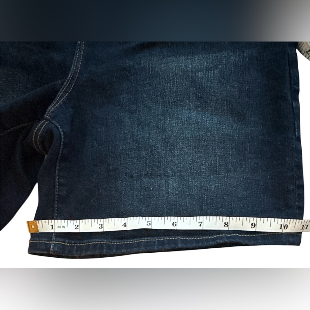 JustFab Dark Blue Jean Shorts - Picture 5 of 7